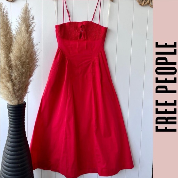 Free People - Picture 1 of 4